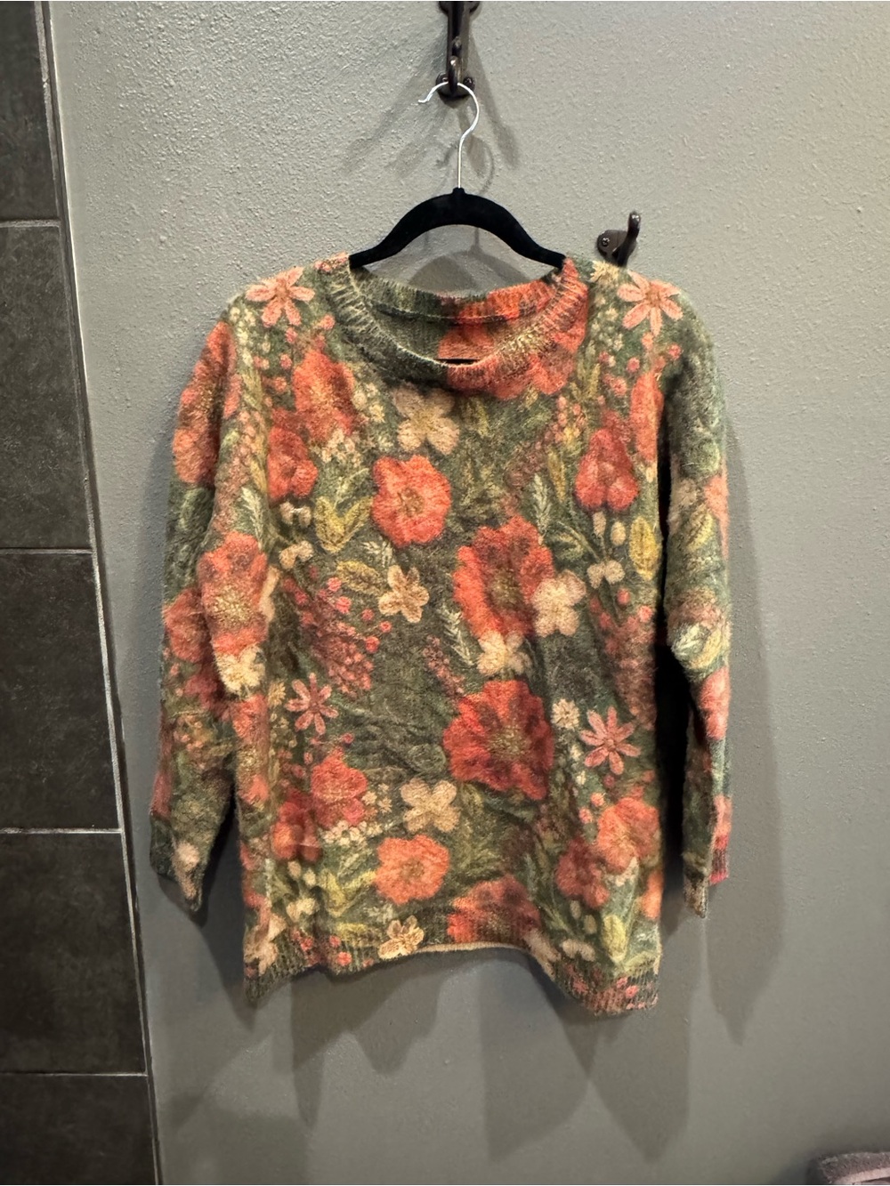 Floral Crewneck Sweater in Green and Coral